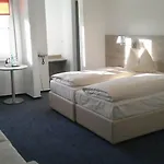 Airport Filder Post Hotel