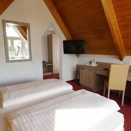 Airport Filder Post 3*