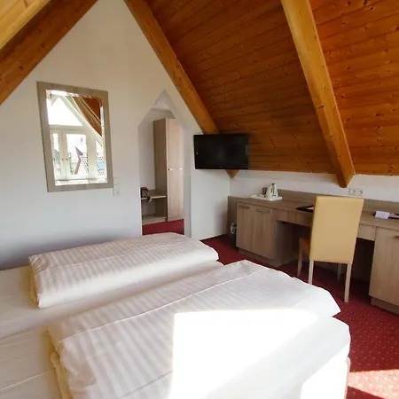 Airport Filder Post Hotel 3*