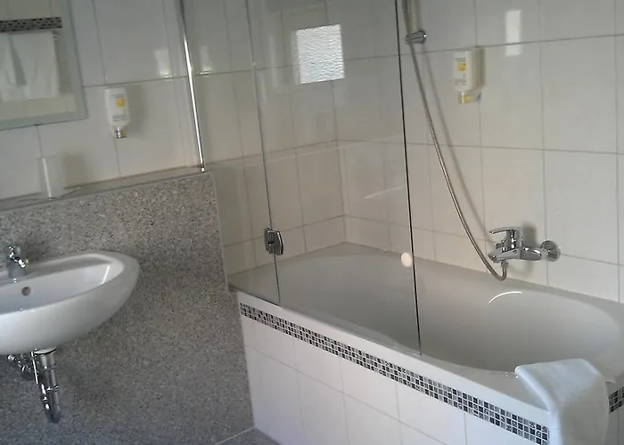 Hotel Airport Filder Post 3*