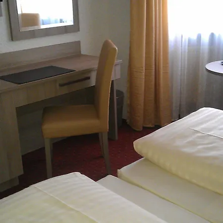 Ξενοδοχείο Airport Filder Post 3*