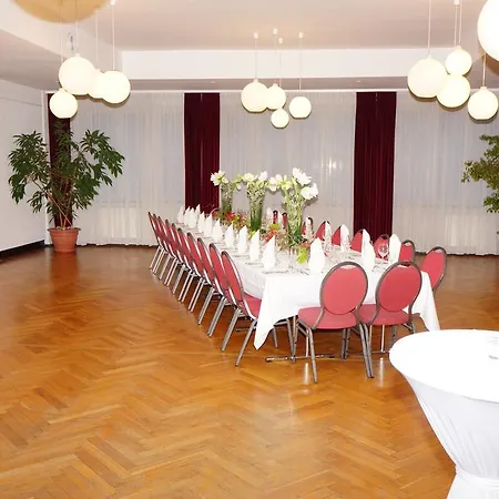 Airport Filder Post 3* Στουτγκάρδη